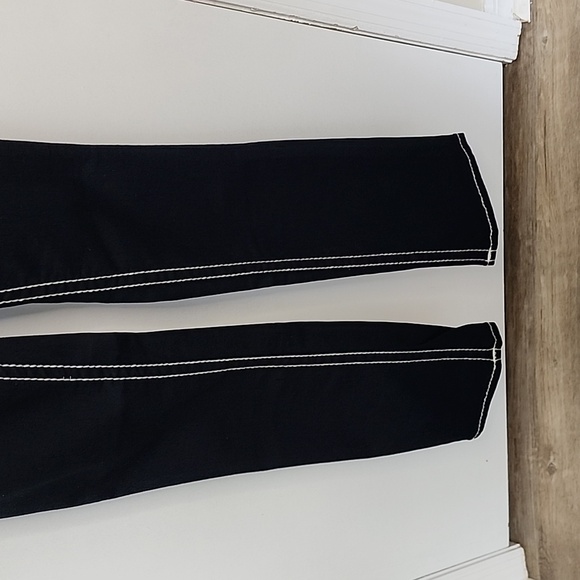 True Religion Billie Dark Blue Jeans with White Stitching, Mid-Rise, Size 27 - Picture 3 of 11